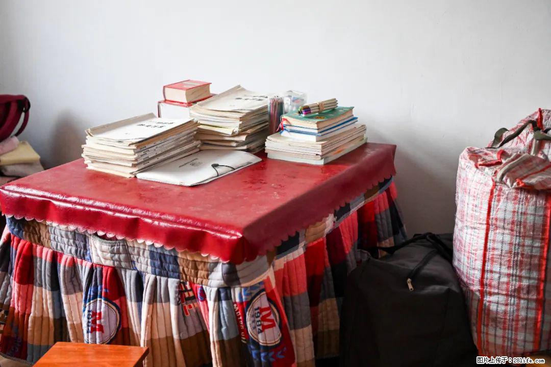 全网追的“扁担女孩”,找了一份暑假工,时薪12元 - 渭南生活资讯 - 渭南28生活网 wn.28life.com